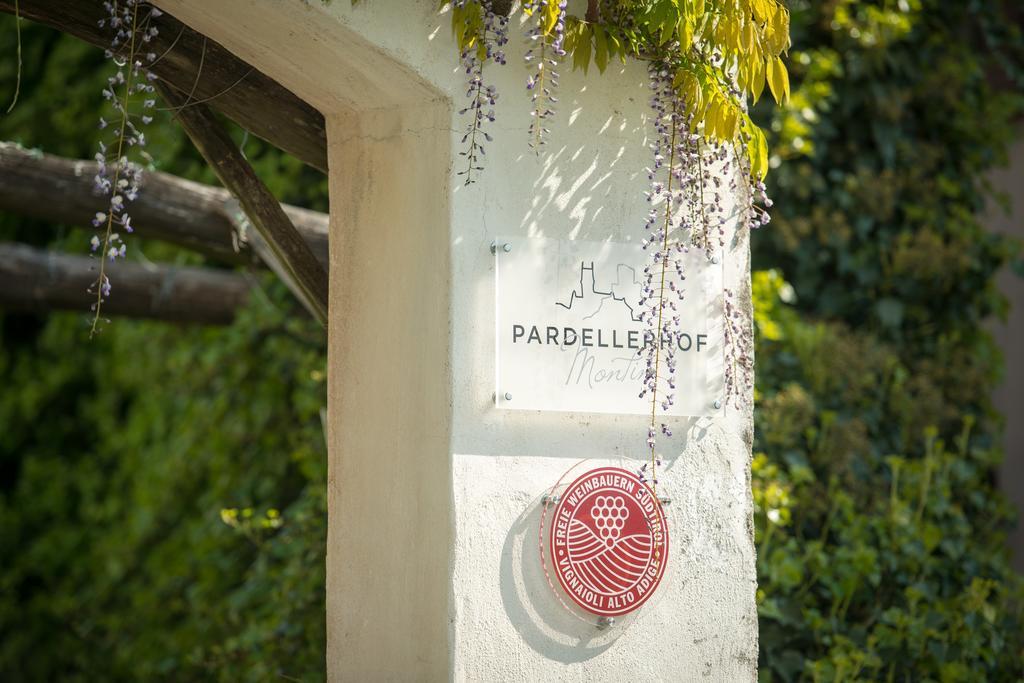 Villa Weingut Pardellerhof Marlengo Exterior foto